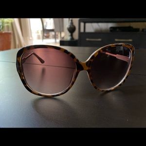 Vince Camuto Leopard Print Sunglasses
